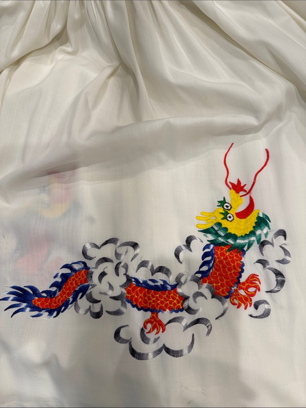 White Sleeveless Dress w/ Three Embroidered Dragons